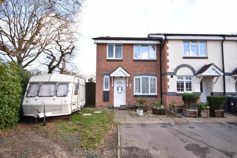 3 bedroom end of terrace house for sale, Redhouse Park Gardens, Gosport