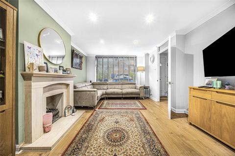 3 bedroom terraced house for sale, Highclere Gardens, Woking GU21