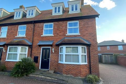 undefined, Sayer Crescent, Cromer NR27