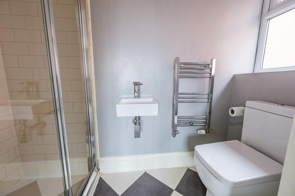 En-Suite to Bedroom Three