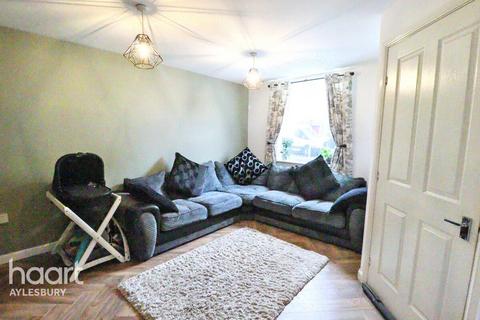 3 bedroom detached house for sale, Great Meadow Way, Aylesbury