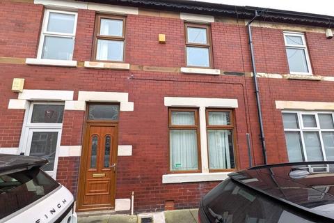 3 bedroom terraced house to rent, Ash Street, Blackpool