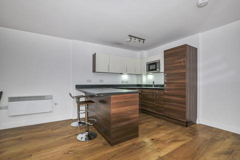 1 bedroom apartment to rent, Park Lodge Avenue, West Drayton UB7