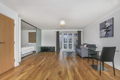 1 bedroom apartment to rent, Park Lodge Avenue, West Drayton UB7