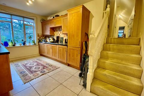 2 bedroom apartment to rent, Manor House, Manor Road, Bournemouth