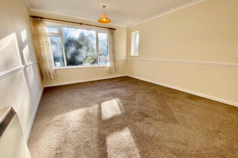 2 bedroom apartment to rent, Exbourne Manor, Christchurch Road, Bournemouth