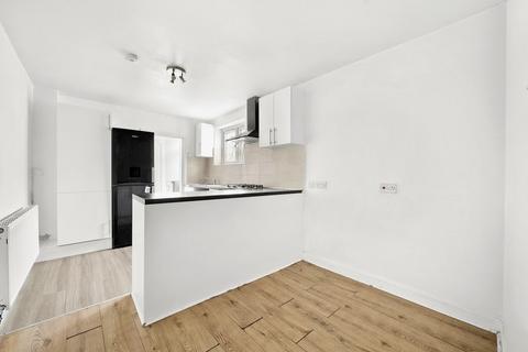 1 bedroom apartment for sale, Seymour Avenue, London N17