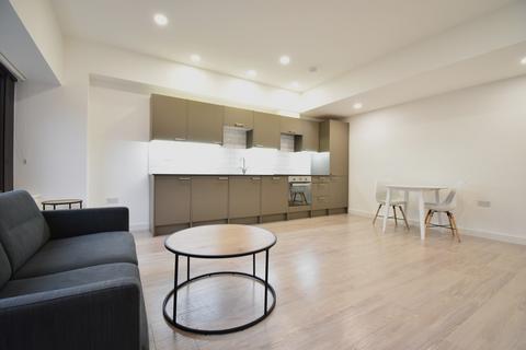 2 bedroom apartment to rent, Southernhay Gardens EX1