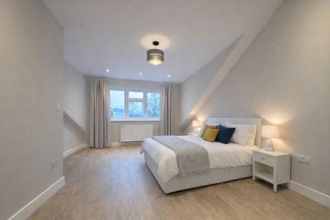 2 bedroom apartment to rent, Cricklewood Lane, London NW2
