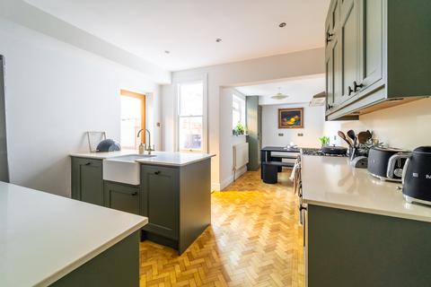 undefined, Sutton Road, Muswell HIll N10