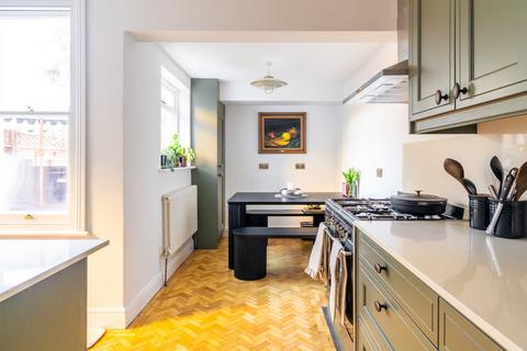 undefined, Sutton Road, Muswell HIll N10