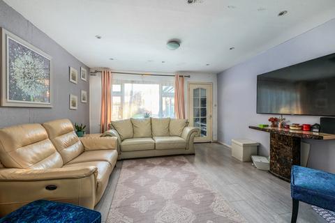 5 bedroom terraced house for sale, Beaulieu Gardens, Camberley GU17
