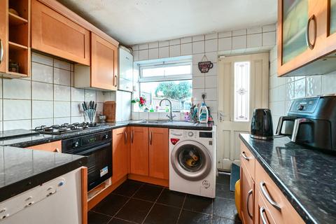 5 bedroom terraced house for sale, Beaulieu Gardens, Camberley GU17