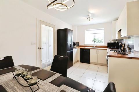 3 bedroom semi-detached house for sale, Crimson Drive, Doncaster DN7
