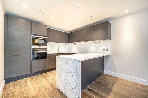 2 bedroom flat to rent, Regatta Lane, London W6