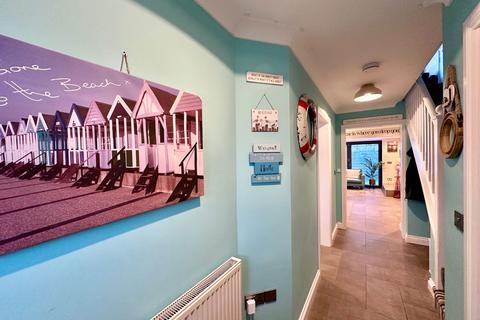 4 bedroom detached house for sale, Beach Walk, Paignton TQ4
