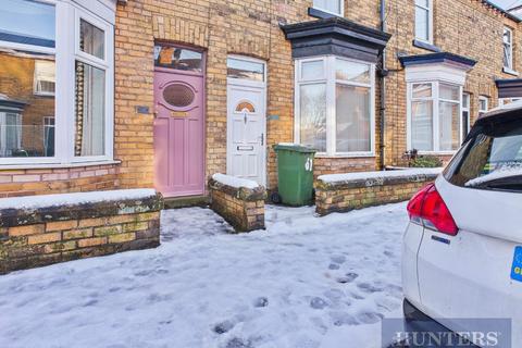 2 bedroom terraced house to rent, Hibernia Street, Scarborough
