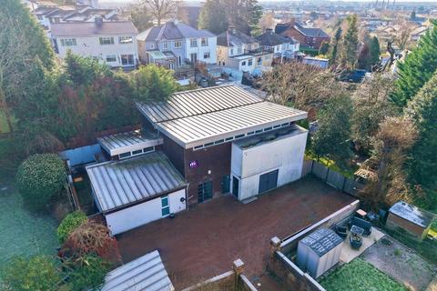2 bedroom apartment for sale, Woodland Road, Newport NP19