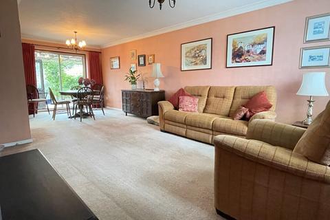 4 bedroom semi-detached house for sale, Strawberry Lane,Tiptree