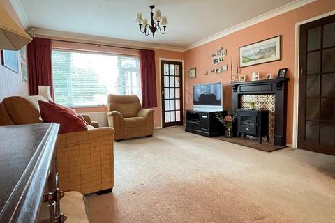 4 bedroom semi-detached house for sale, Strawberry Lane,Tiptree