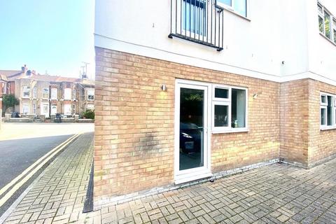 2 bedroom apartment to rent, 71 Eaton Road, Margate CT9