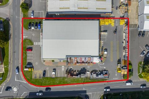 Retail property (high street) for sale, Hambridge Rd Newbury RG14 5UP