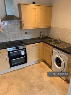2 bedroom flat to rent, Stanley Road, Harrow, HA2