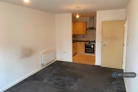 2 bedroom flat to rent, Stanley Road, Harrow, HA2