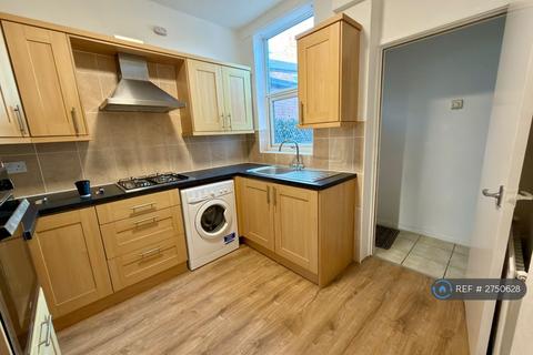 2 bedroom terraced house to rent, Beechwood Road, Sheffield, S6