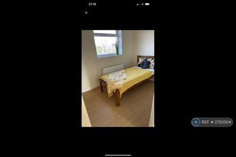 1 bedroom in a house share to rent, Pound Road, Little Sutton, Ellesmere Port, CH66
