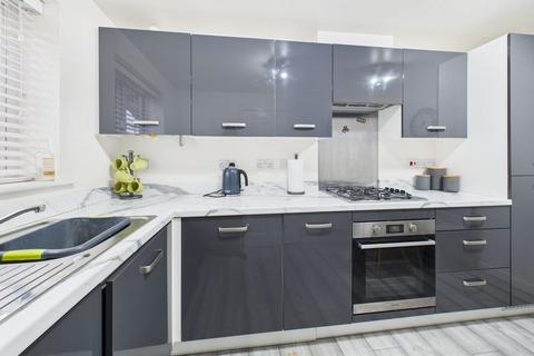 2 bedroom terraced house for sale, Riley Way, Hull