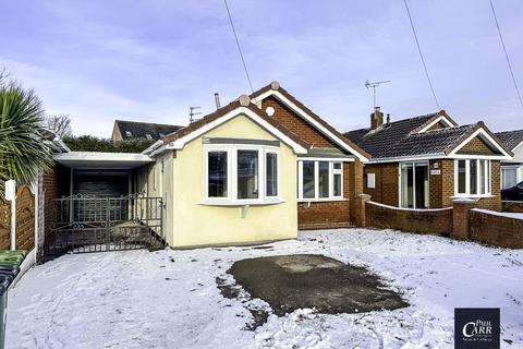 2 bedroom detached bungalow for sale - Cherrington Drive, Great Wyrley, WS6 6NE