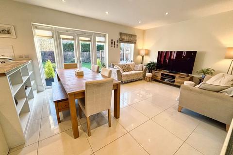 undefined, 68 Gerddi'r Afon, Brynmenyn, Bridgend CF32 9LN