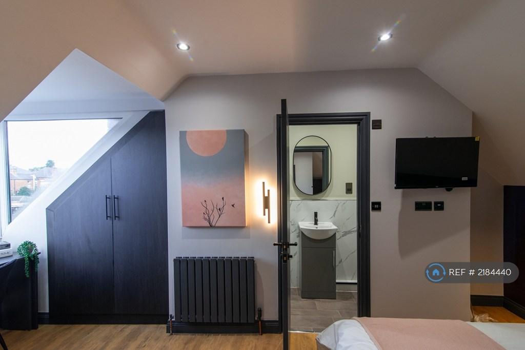 Bedroom 9