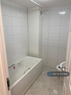 1 bedroom flat to rent, South End, Croydon, CR0