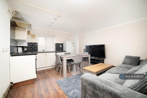 2 bedroom flat to rent, Commercial Road, London, E1