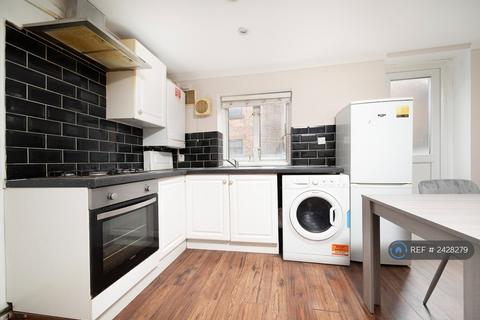 2 bedroom flat to rent, Commercial Road, London, E1
