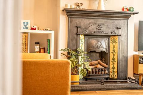3 bedroom terraced house for sale, Kimberley Road, Southsea