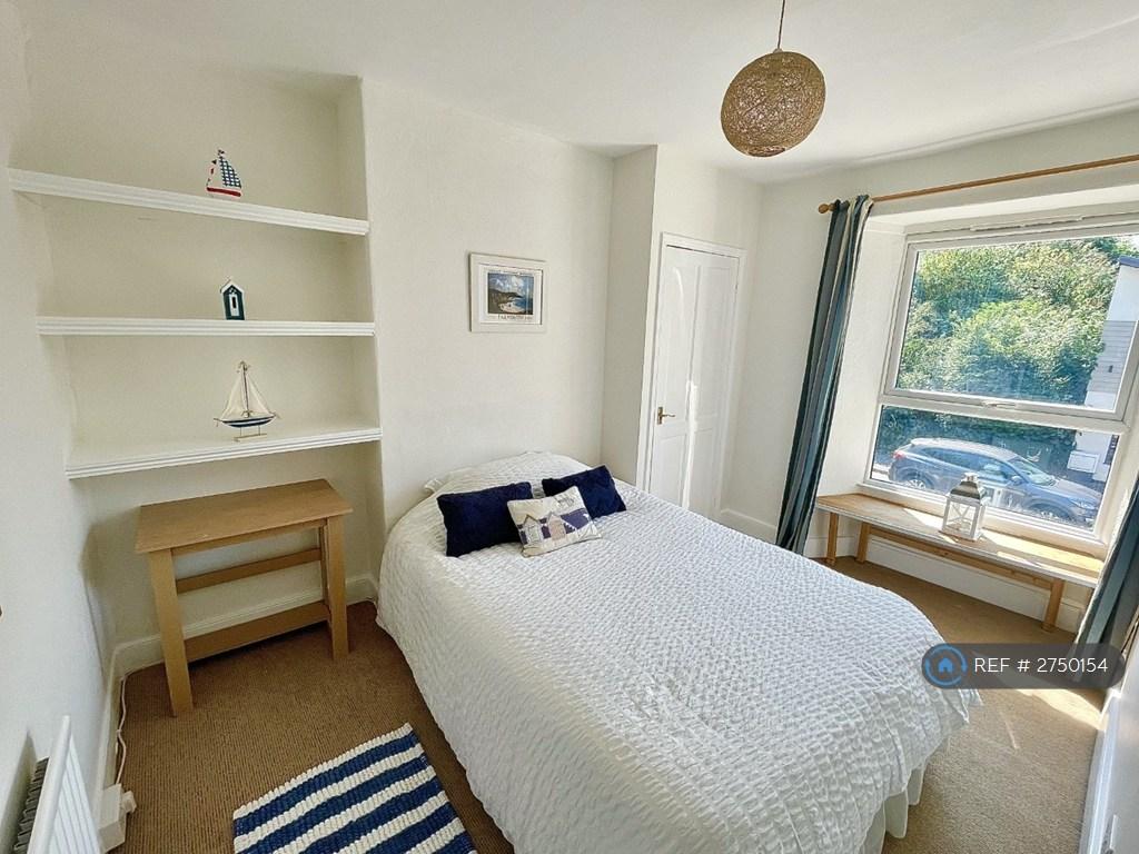 Upstairs Front Double Bedroom