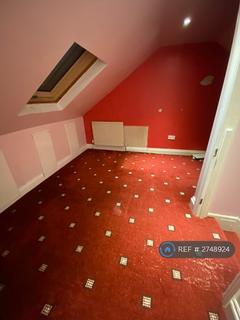 4 bedroom semi-detached house to rent, Lloyds Villas, London, E6