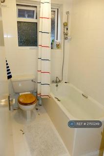 2 bedroom flat to rent, Montenotte Road, London, N8