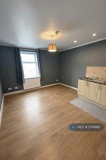 2 bedroom flat to rent, Lytham Road, Blackpool, FY4