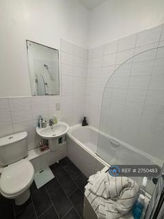 2 bedroom flat to rent, Wandsworth Road, London, SW8