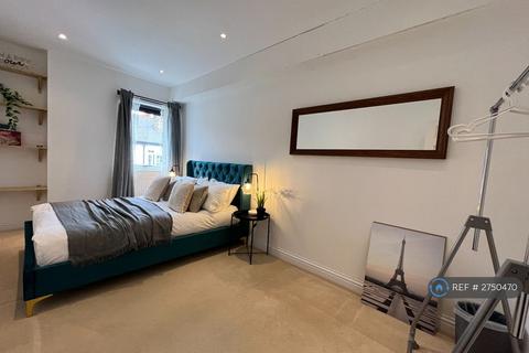 1 bedroom flat to rent, East Road, Welling, DA16