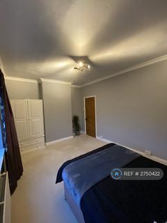 1 bedroom in a house share to rent, Strawberry Avenue, Leeds, LS25