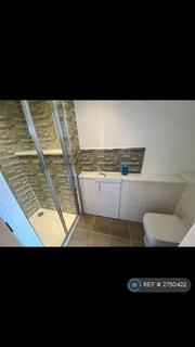 1 bedroom in a house share to rent, Strawberry Avenue, Leeds, LS25