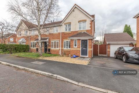 3 bedroom semi-detached house to rent, Ambledene, Bamber Bridge, Preston, PR5
