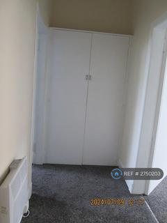 2 bedroom flat to rent, Highholm Street, Port Glasgow, PA14