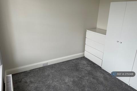 1 bedroom flat to rent, Lincombe Hill Road, Torquay, TQ1