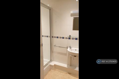 2 bedroom flat to rent, Grosvenor Gate, Leicester, LE5